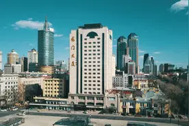 火车站前黄金地段，整体出租别错过！图片