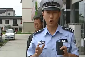 “谭警官”谈三段婚姻！与第二任妻子仍是朋友，现任比他小21岁图片