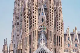 烂尾100多年还未建却被列为世界文化遗产的建筑，你知道在哪里吗图片