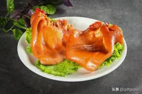 现在食品安全问题真让人担心，“假猪耳朵”应该怎样辨别呢？图片