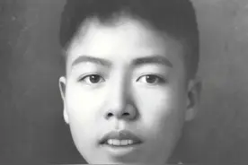 1951年，浙江老汉挖开儿子坟墓取出一物，领导看后：快上报中央图片