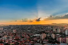 5年后，“电梯房”和“步梯房”谁更保值？新规下，答案已显现图片