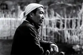 1970年，纪登奎直言不讳批评陈永贵和大寨模式，二人都官至副国级图片