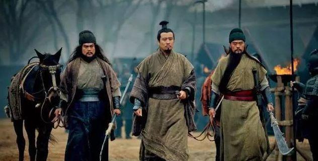 青龙偃月刀和赤兔马，自关于去世后，二件宝贝花落谁手
