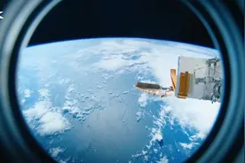 8K大片！沉浸式体验太空绝美景观图片
