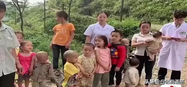 90后夫妻12年间生了10个孩子，丈夫表示：不懂怎么避孕
