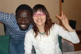 19年前，那个被黑人男友传染艾滋病的女学生朱力亚，后来怎样了？图片
