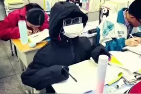 山西80后老师另类教学，差班逆袭成优等班，其他老师却持保留意见图片