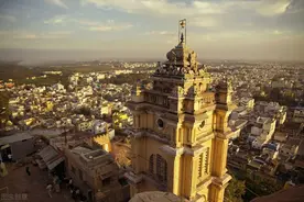 关于印度的那些奇葩事，徒手擦屁股，用手抓饭吃图片