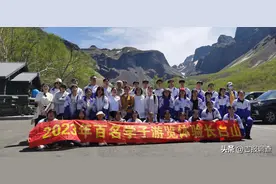 做好家乡义务宣传员 长白山保护开发区组织域内百名学生游览长白山图片