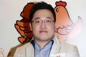 曾国猷：“荒唐”胜过父亲曾志伟，夜店找老婆，与哥哥天差地别图片
