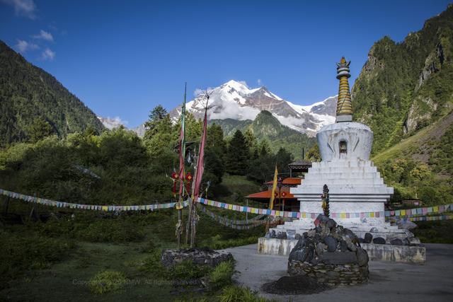 卡瓦格博高不可攀的原因？走进雪山腹地找寻事件的真相