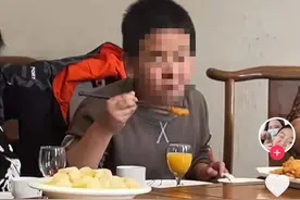 今评弹｜男孩考60分爸爸摆席：比庆功宴更重要的是分析成绩为啥这么差图片