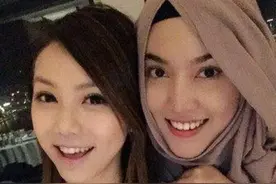 知名歌手茜拉全家遭辱骂！前男友被疑是攻击者，曾与女方父母不和图片