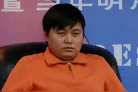 30岁男子写了一本书，狂赚4100万，妻子：没想到他有这本事图片