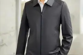 真皮皮衣不穿了该如何保养和收藏图片