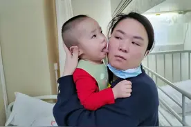 黑龙江夫妻借22万做试管，21年早产得双胞胎，高兴1年后悲剧发生图片