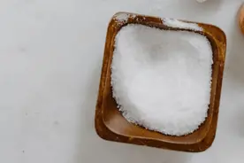 小哥帮高端家政：解决衣服褪色的方法，一定有你不知道的图片