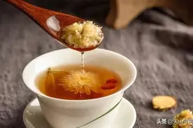喝茶就要“冬红夏绿”？入夏多拿这1花泡水喝，清凉甘甜精神佳图片