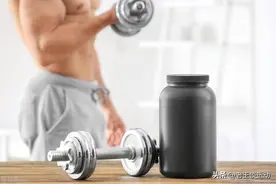 蛋白粉的正确使用，关键在于运动后30分钟内补充图片