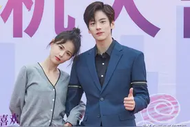 新甜宠剧来袭，黄日莹、魏哲鸣主演，双向奔赴，糖分加倍图片