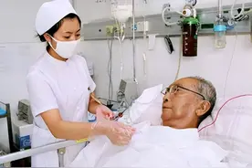 从医56年，外科肿瘤专家患癌，临终前坦言：没想到手术这么痛苦图片
