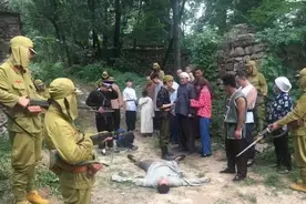 女儿说不想让爷爷奶奶住我们家，再三追问下，才知道是因为这样图片