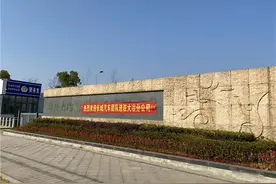 独家丨长城“拯救”汉龙图片