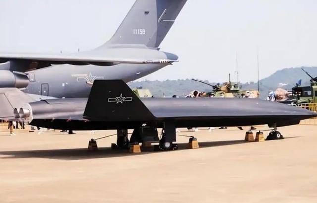 3万米高空，5马赫速度巡航，东海上空的“黑鸟”给美军巨大冲击