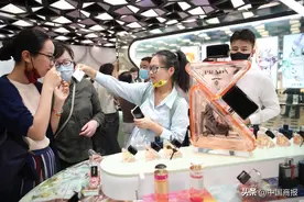 Prada推出3000元面霜，戳中了谁的“心巴”图片