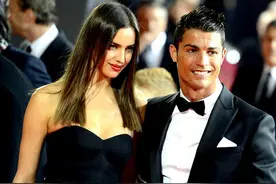 俄罗斯超模伊莉娜曝度假美照，曾是C罗最爱，和卡戴珊前夫恋爱图片