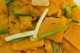 南瓜的钾含量丰富，推荐七种家常做法，家人爱吃身体棒，安稳度夏图片