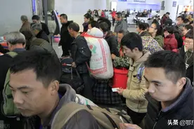 农民工春节后返城不到一个月，便又出现了“返乡潮”，啥原因？图片