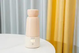 七彩叮当便携调奶器评测：安全好用，宝妈们的泡奶神器图片