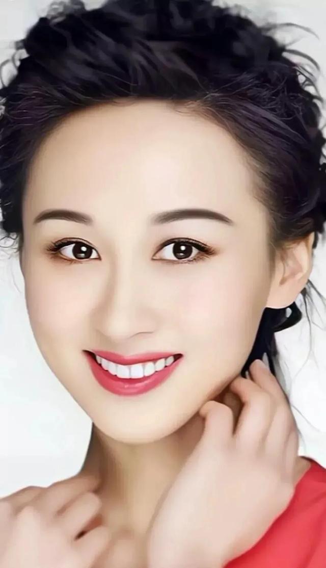 「练束梅」倩影摇波画意裳
