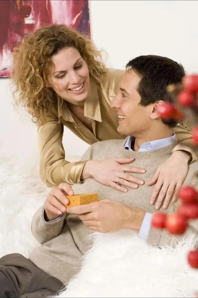 夫妻感情怎么相处 婚姻中夫妻相处之道(夫妻相处之道格言大全) - 冷求