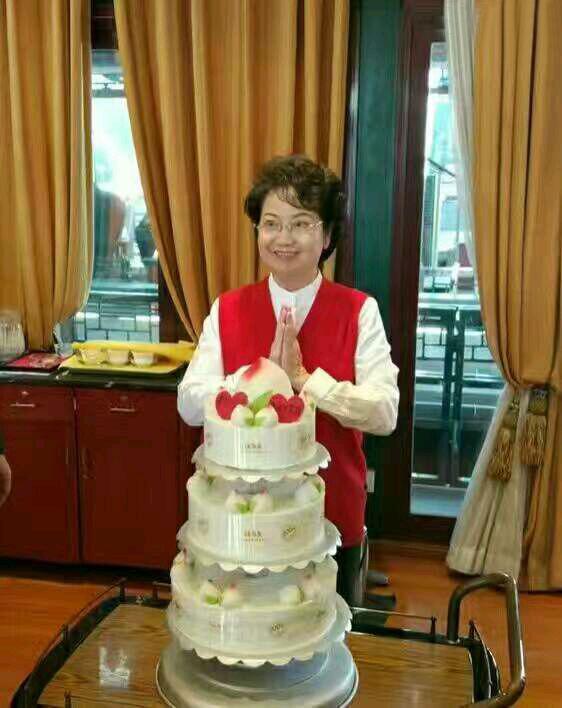 “京剧女神”李维康：曾看不起病，女儿北大毕业，她对家人有愧疚