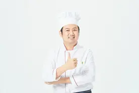 厨师帽、厨师巾、厨师鞋里的这些门道，你都知道吗？图片