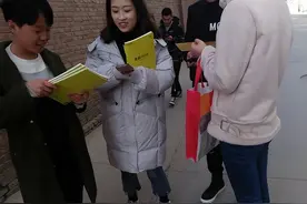 研究生考公务员有哪些优势，考上研究生还有必要继续考公务员吗？图片
