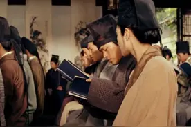 金圣叹为安慰儿子，临刑出联：莲子心中苦，下联一出听者无不落泪图片