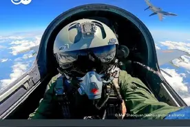 美再次兵推，称击沉80艘中国军舰，8万解放军登台图片