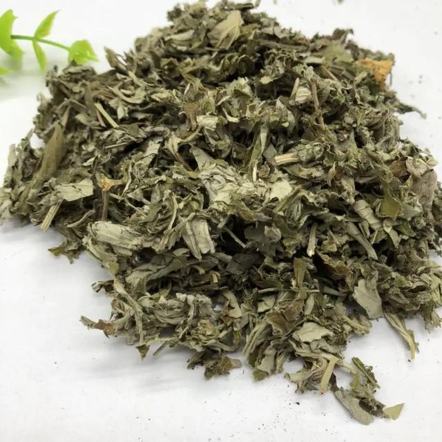 喉咙很红很疼怎么办