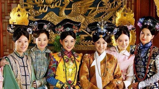 乾隆死后,留下60多个妃子,最小的只有13岁,嘉庆帝是如何对待的