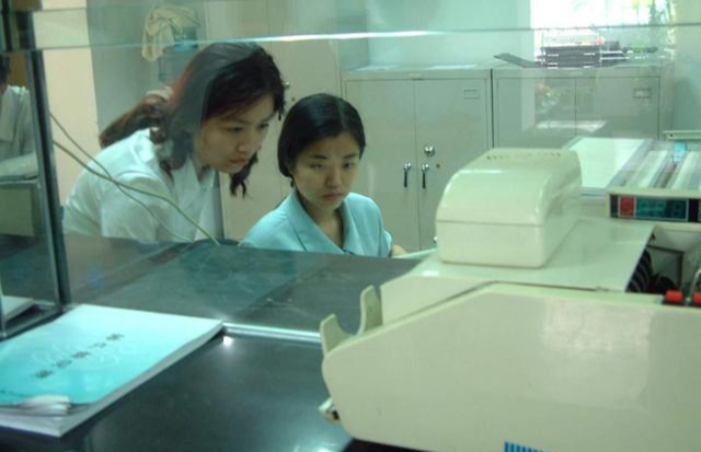 银行取钱多少万以上要预约（个人存取现金超过5万元）