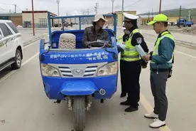 农管下乡！拖拉机三轮车耕地车､摩托车等农用农机,都要接受审查图片