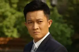 杨志刚：被过继给舅舅，哥哥力捧他成名，生母去世也没叫声妈图片