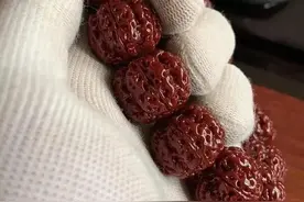 金刚菩提盘玩的终极目标“牛筋红”到底是如何做到的？「纯干货」图片