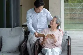 人老了以后，是男人更需要女人，还是女人更需要男人图片