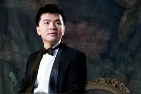 香港教师很香吗？我从教20余年，月薪2W港币并不多，但社会地位高图片