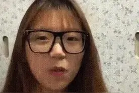 轻松一刻：为了防止猫咪把花瓶当猫沙盆，铲屎官是真的想尽了办法图片